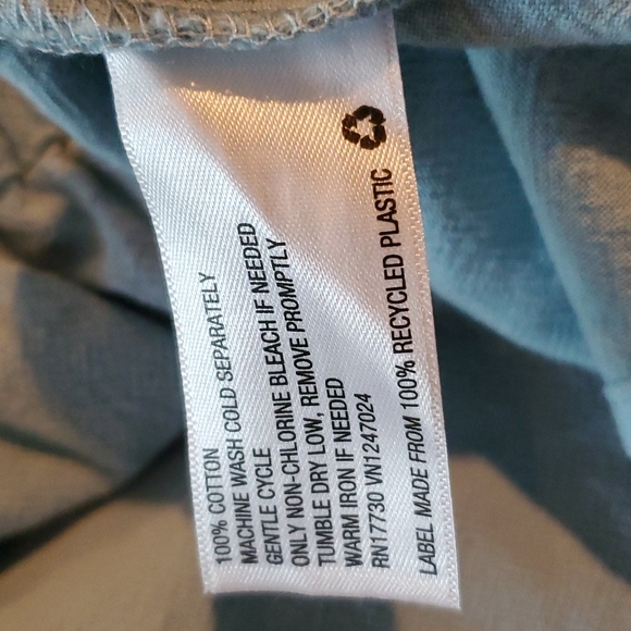 4/$10 item🤑 UNIVERSAL THREAD XXL CROP TOP - Picture 6 of 7